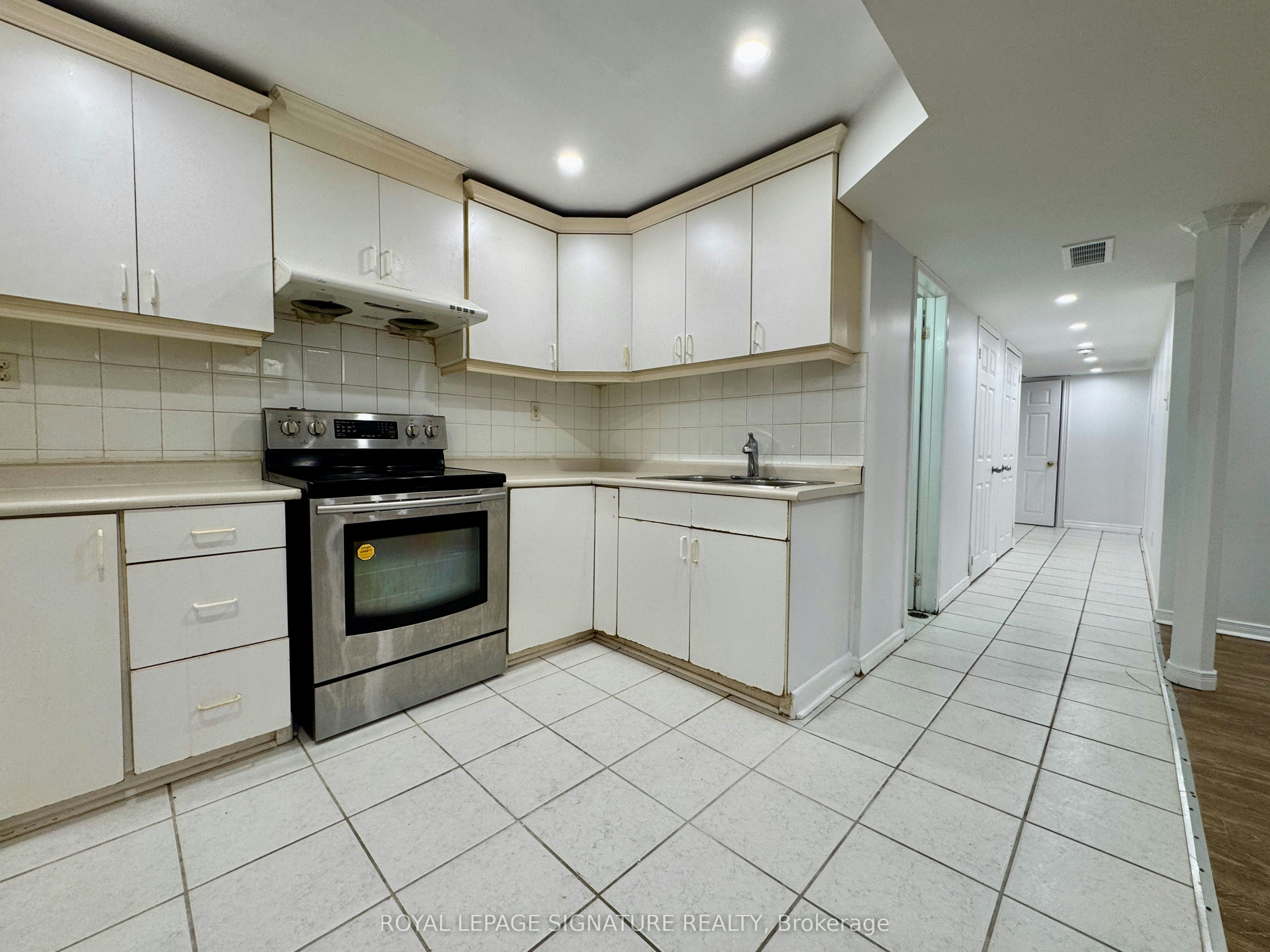 Bsmt-7 Timbers Circle, Markham, ON, L3S 1G1 - 4
