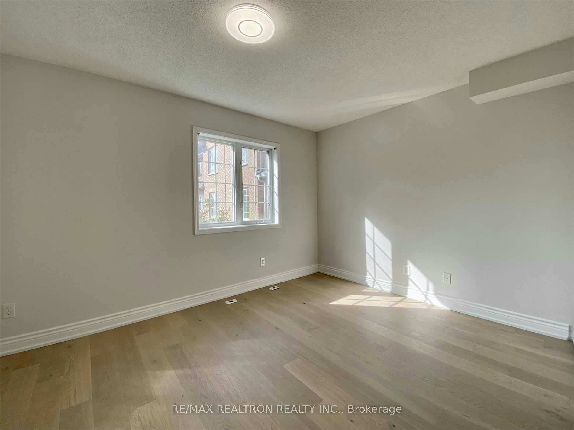 13A-1 Alpen Way, Markham, ON, L3R 4G2 - 11