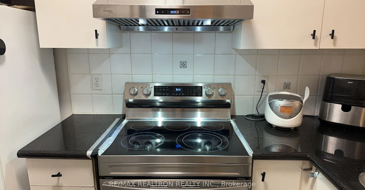 13A-1 Alpen Way, Markham, ON, L3R 4G2 - 3