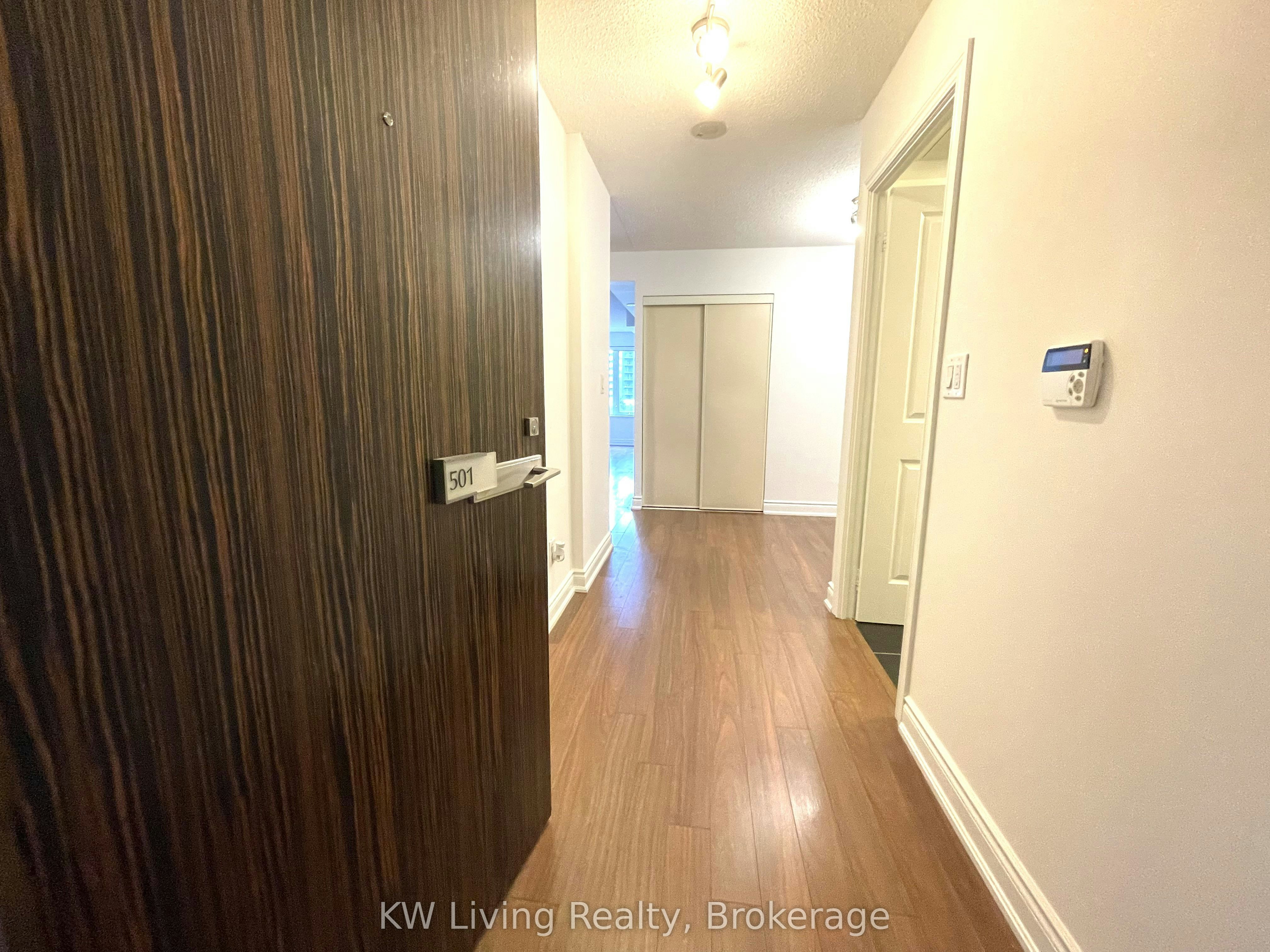 501-233 South Park Road, Markham, ON, L3T 0B3
