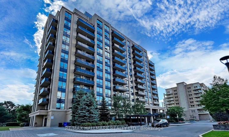 609-520 Steeles Avenue S