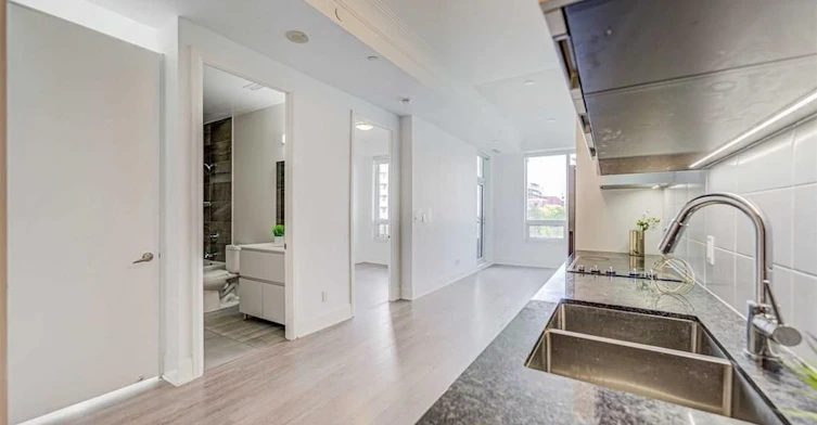 202-15 Water Walk Drive, Markham, ON, L3P 1N3 - 5