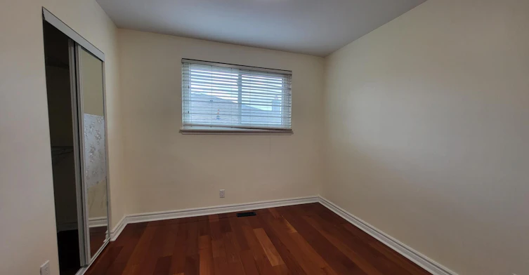 10 Alanadale Avenue, Markham, ON, L3P 1S3 - 11