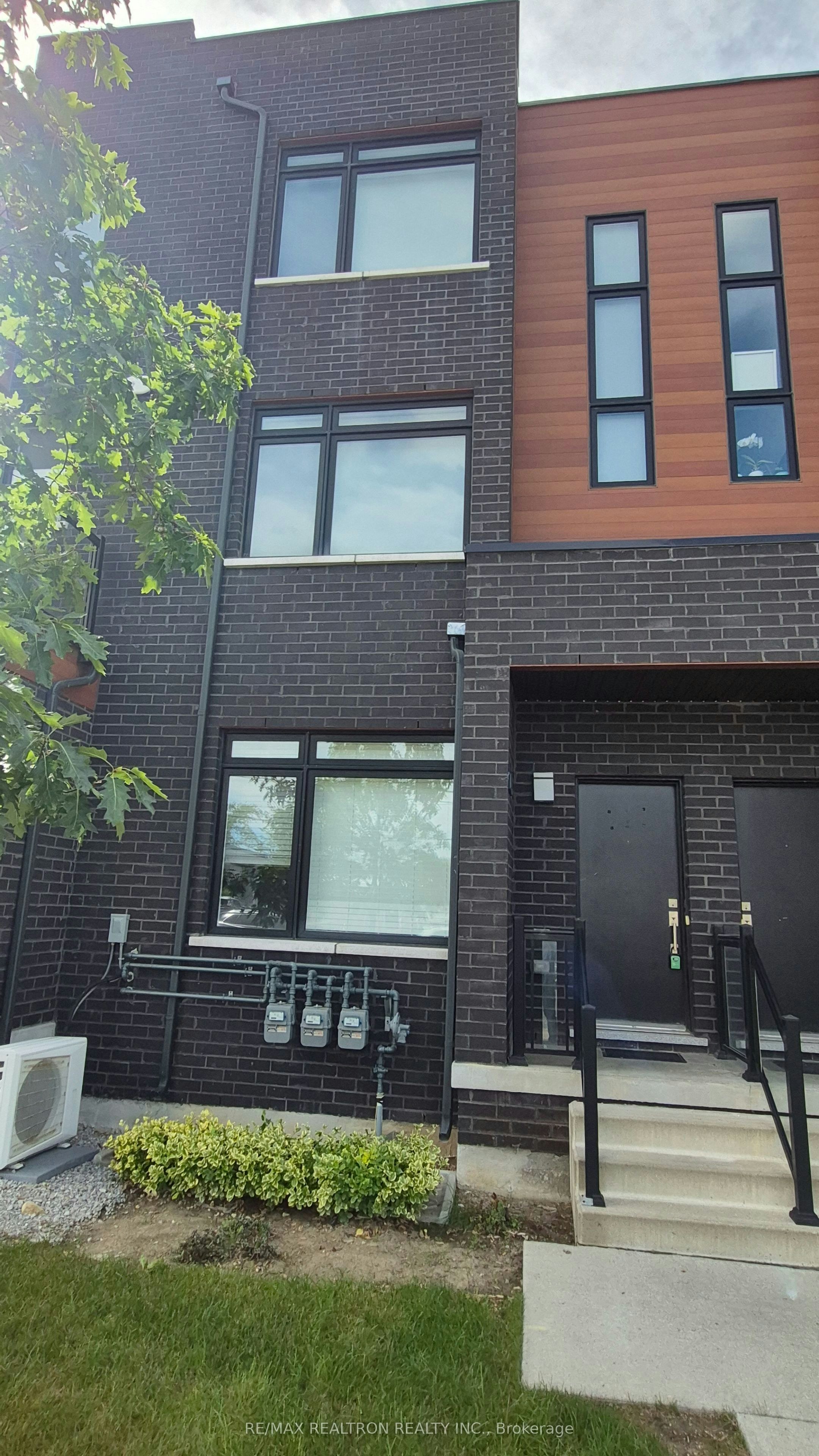 79-370 Red Maple Road, Richmond Hill, ON, L4C 5T4