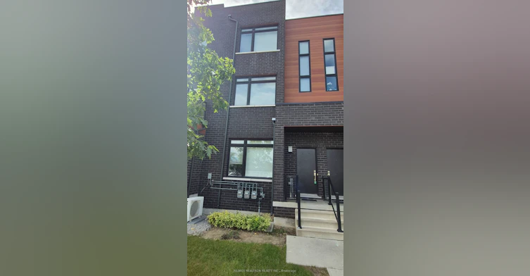 79-370 Red Maple Road, Richmond Hill, ON, L4C 5T4