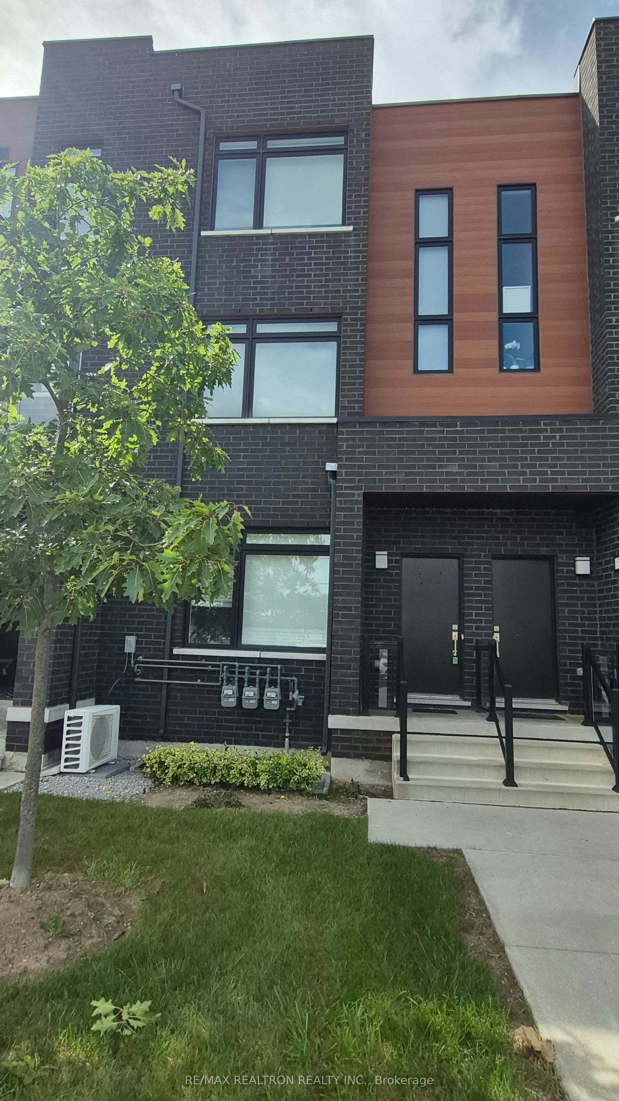 79-370 Red Maple Road, Richmond Hill, ON, L4C 5T4 - 2