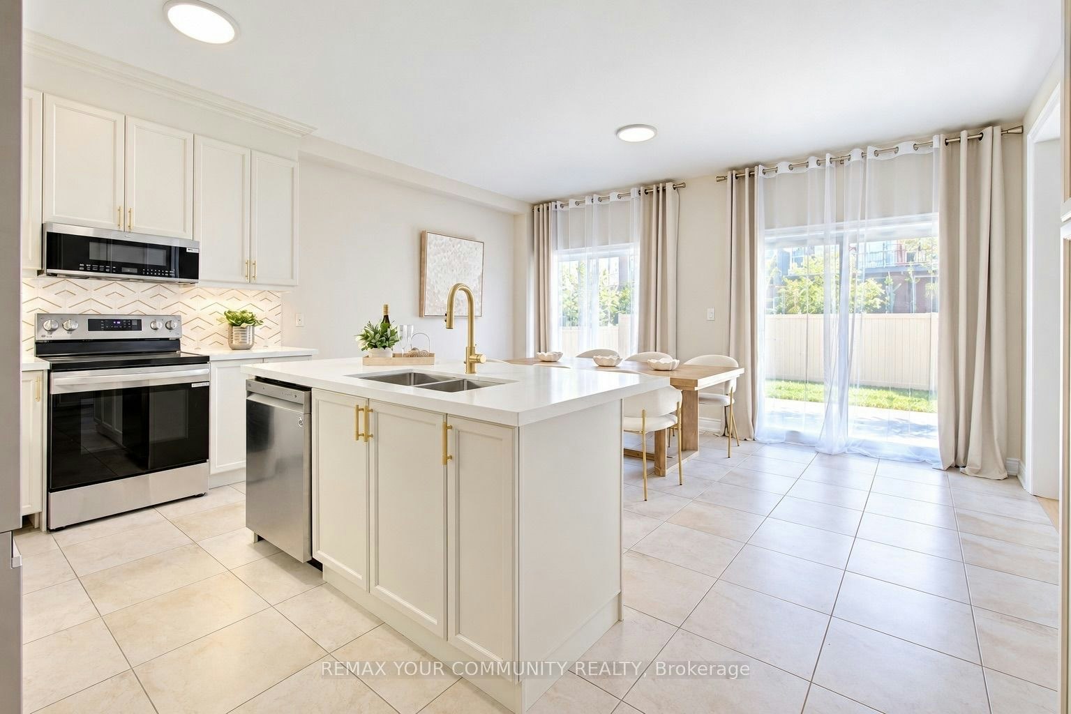 85 Coral Acres Drive, Vaughan, ON, L6A 4K8 - 9