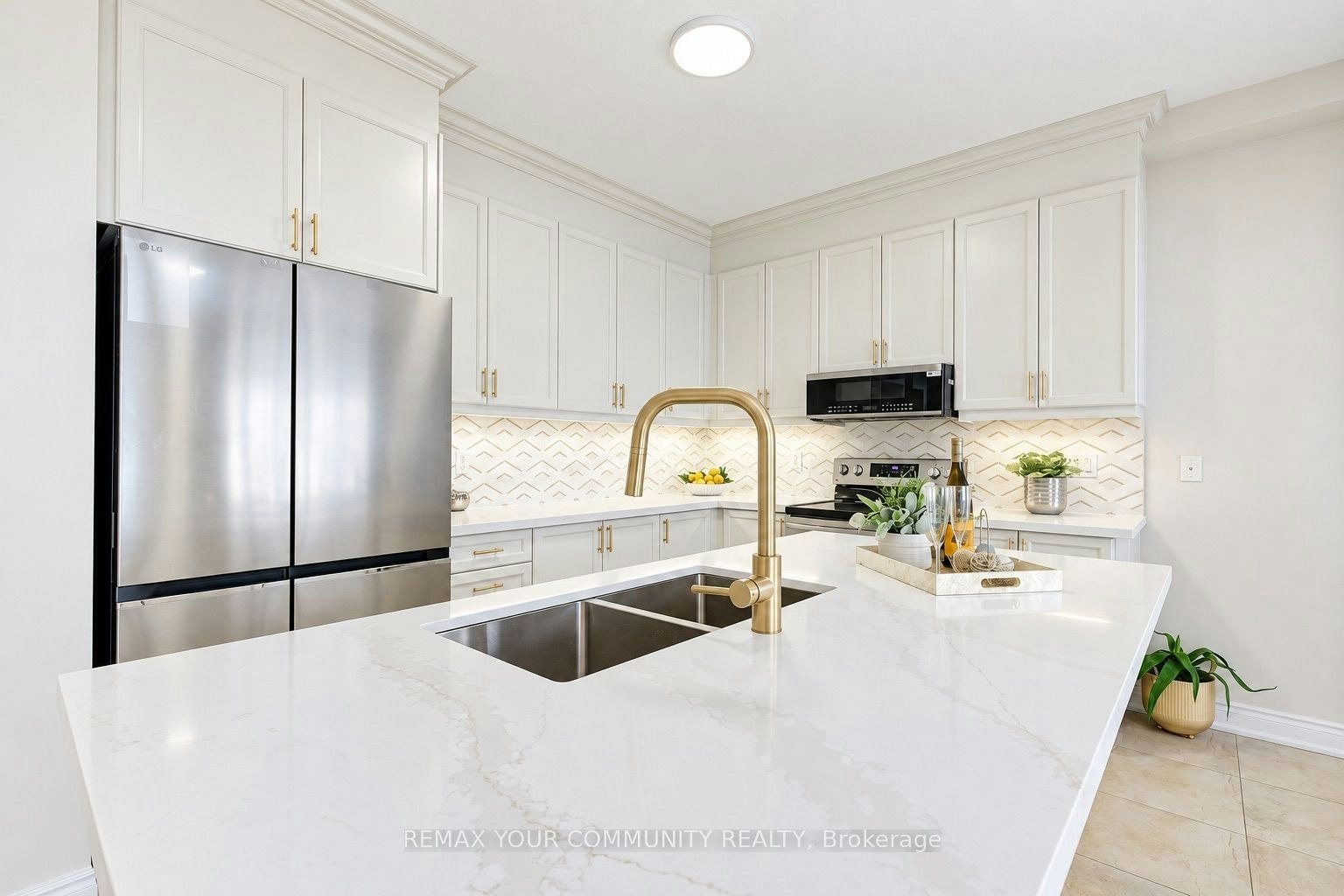 85 Coral Acres Drive, Vaughan, ON, L6A 4K8 - 11