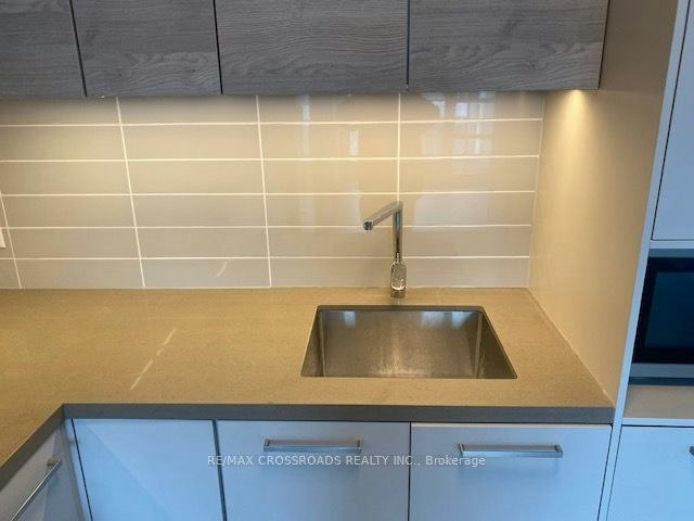 702-12 Gandhi Lane, Markham, ON, L3T 0G8 - 8