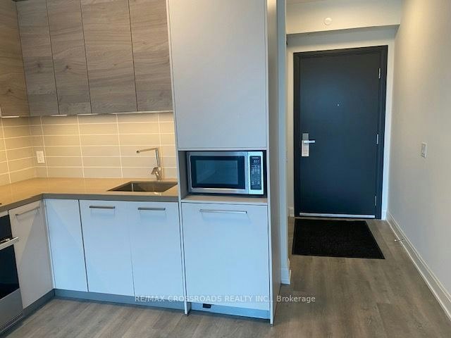 702-12 Gandhi Lane, Markham, ON, L3T 0G8 - 5