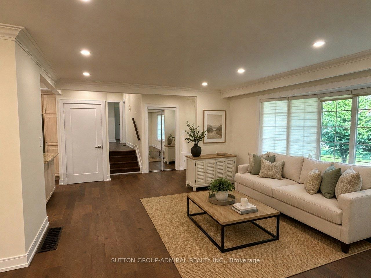 Main Floor-86 Hamilton Drive, Newmarket, ON, L3Y 3E8 - 10