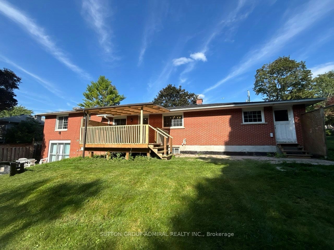 Main Floor-86 Hamilton Drive, Newmarket, ON, L3Y 3E8 - 29