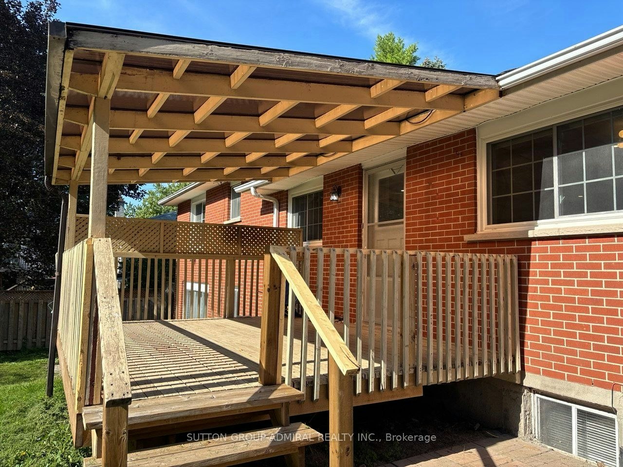 Main Floor-86 Hamilton Drive, Newmarket, ON, L3Y 3E8 - 31