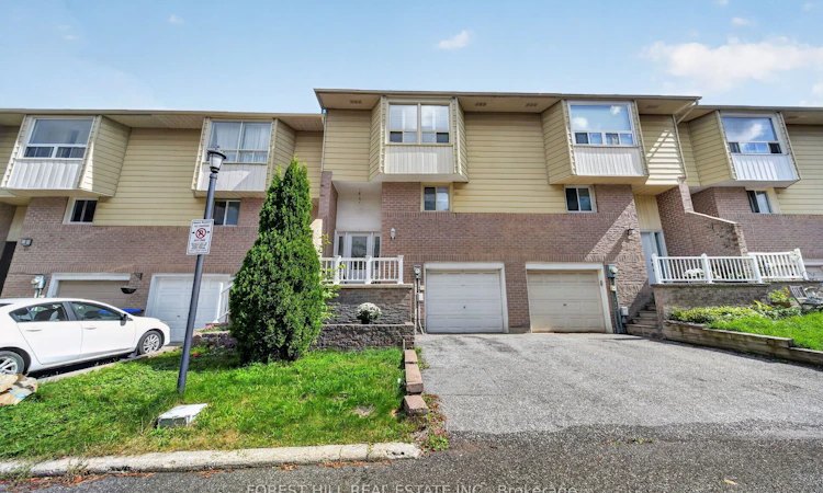 9-25 Deer Run Crescent