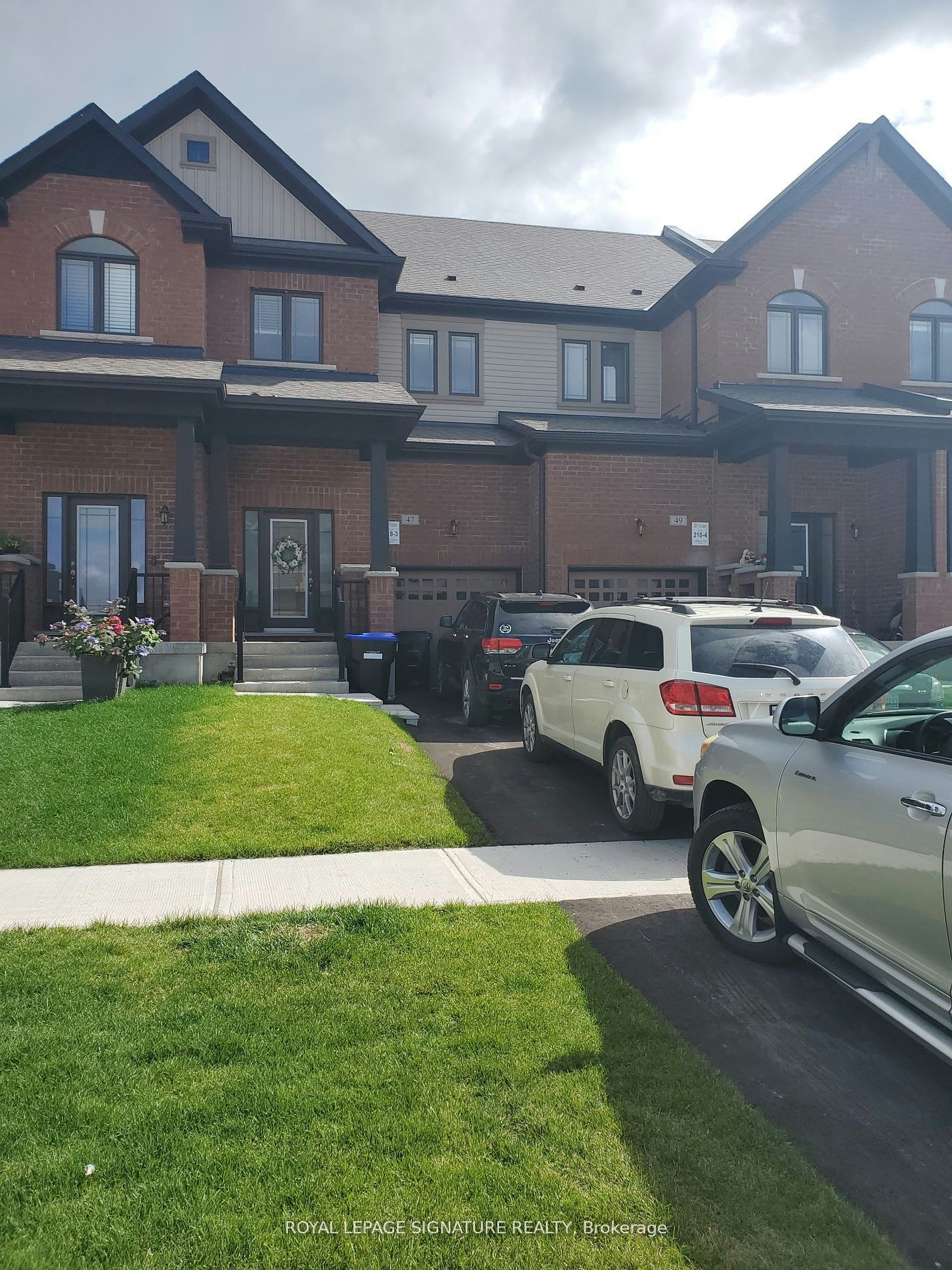 47 Lorne Thomas Place, New Tecumseth, ON, L9R 0T8