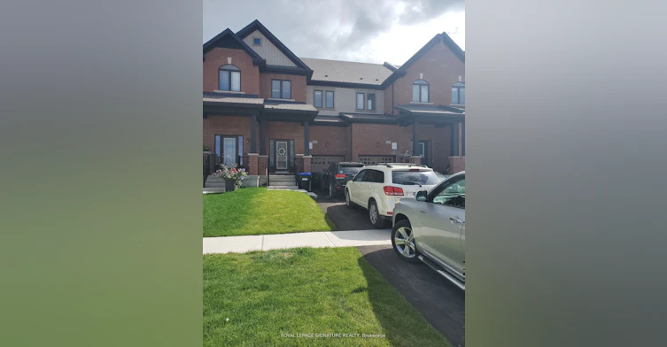47 Lorne Thomas Place, New Tecumseth, ON, L9R 0T8