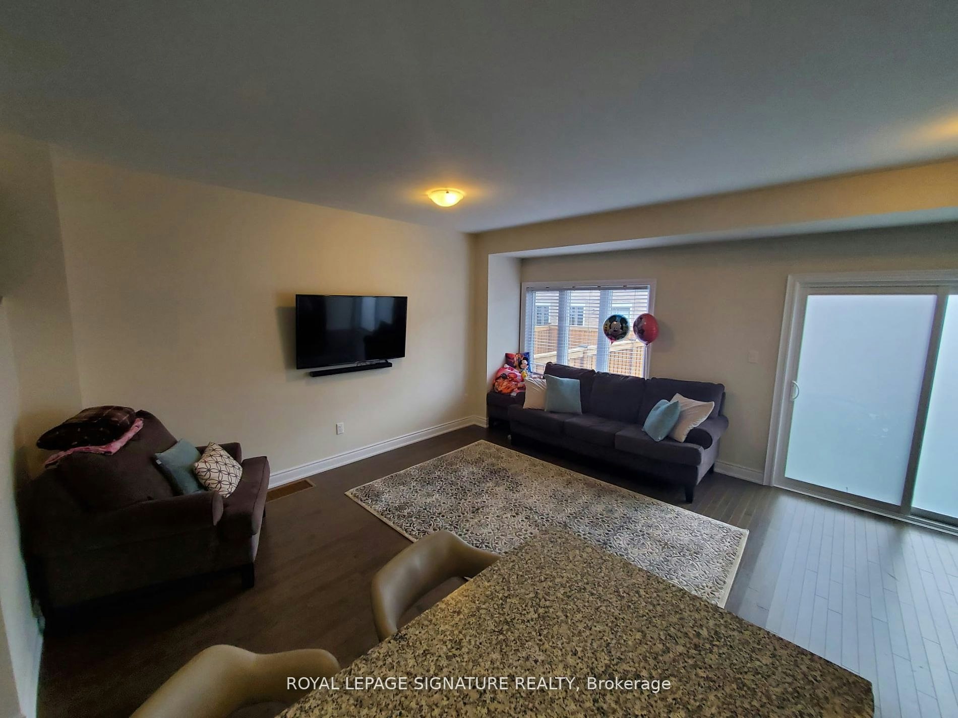 47 Lorne Thomas Place, New Tecumseth, ON, L9R 0T8 - 5