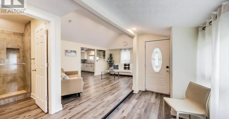 3251 Ravenshoe Road, Georgina, ON, L0G 1R0 - 4
