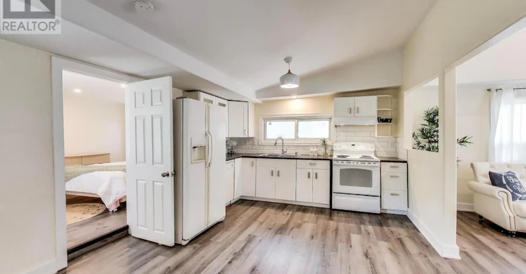 3251 Ravenshoe Road, Georgina, ON, L0G 1R0 - 10