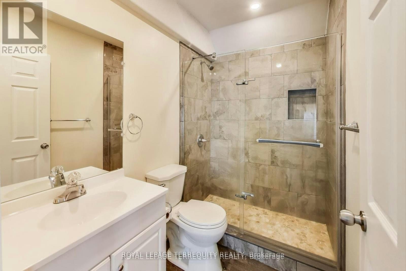 3251 Ravenshoe Road, Georgina, ON, L0G 1R0 - 13