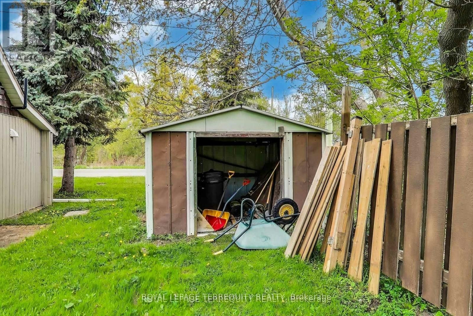 3251 Ravenshoe Road, Georgina, ON, L0G 1R0 - 26