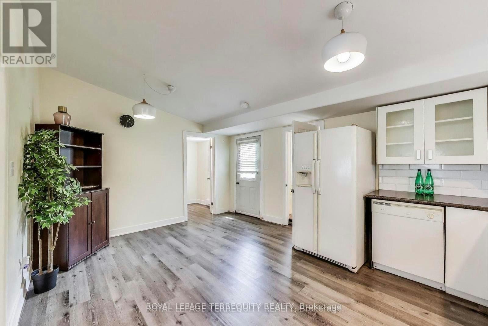 3251 Ravenshoe Road, Georgina, ON, L0G 1R0 - 9