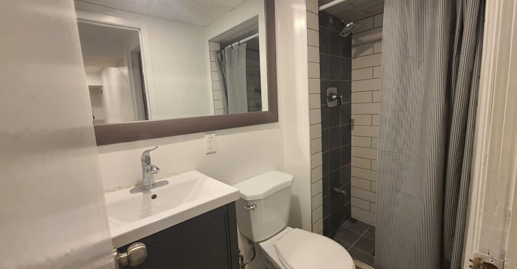 Lower Unit-23 Glass Drive, Aurora, ON, L4G 2E5 - 5