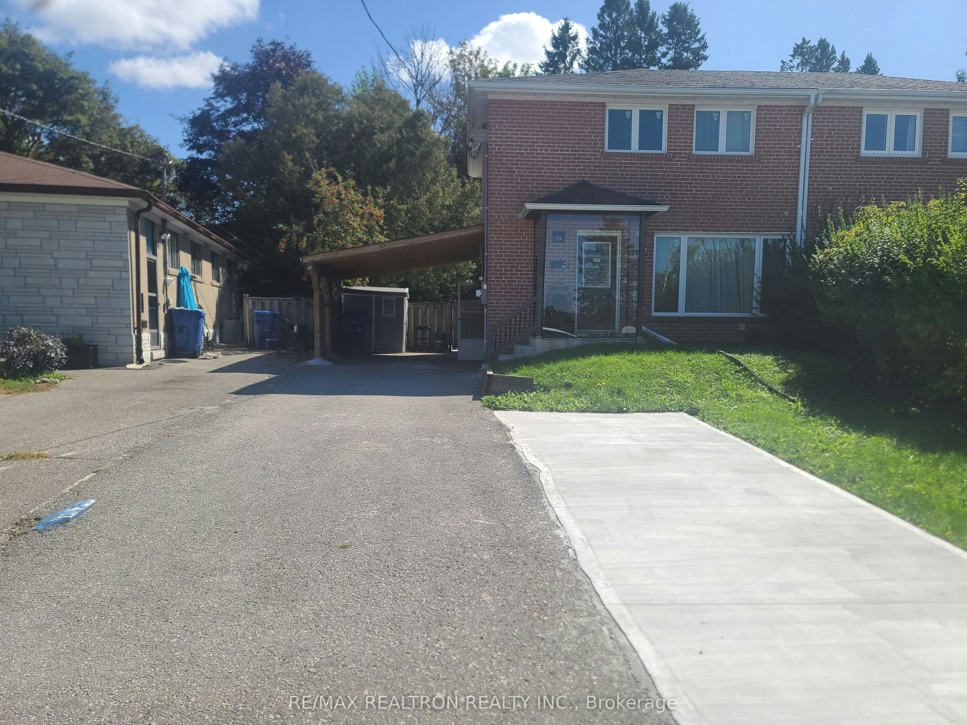 Lower Unit-23 Glass Drive, Aurora, ON, L4G 2E5