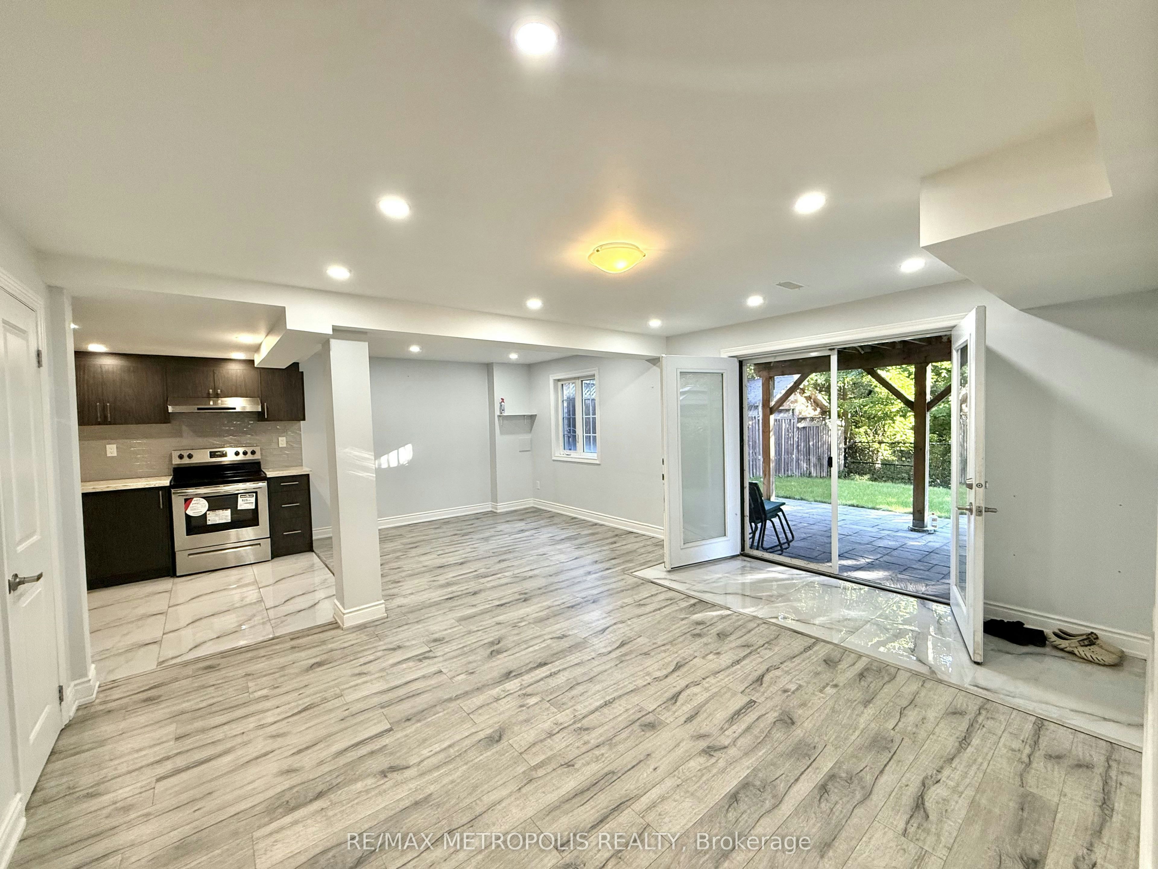 BSMT-235 Riverwalk Drive, Markham, ON, L6B 0H1
