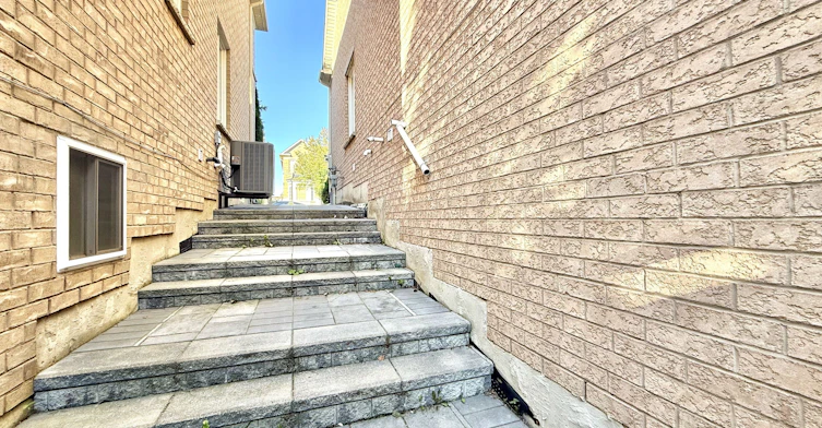 BSMT-235 Riverwalk Drive, Markham, ON, L6B 0H1 - 12