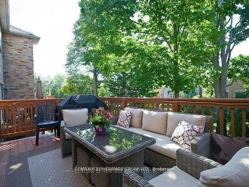 125 Timber Valley Avenue, Richmond Hill, ON, L4E 4Z8 - 12