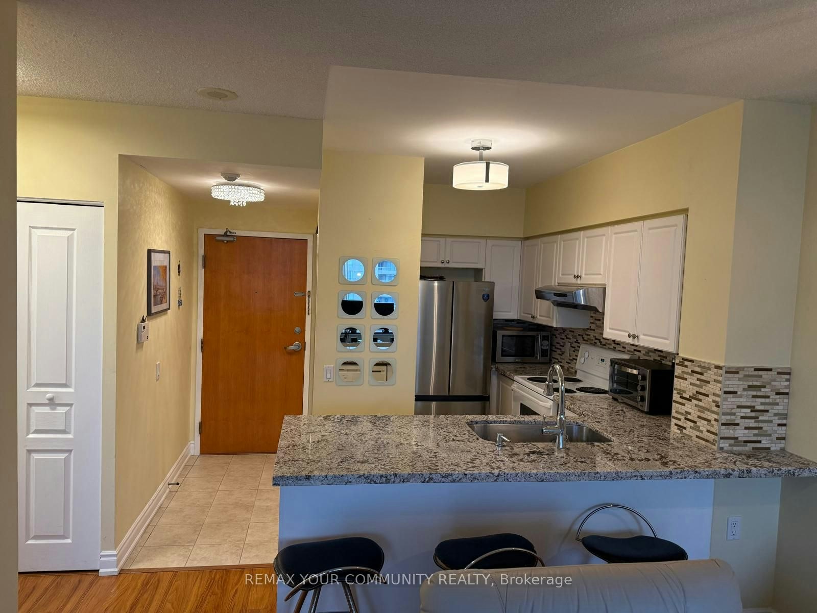 1102-9017 Leslie Street, Richmond Hill, ON, L4B 4R8 - 5