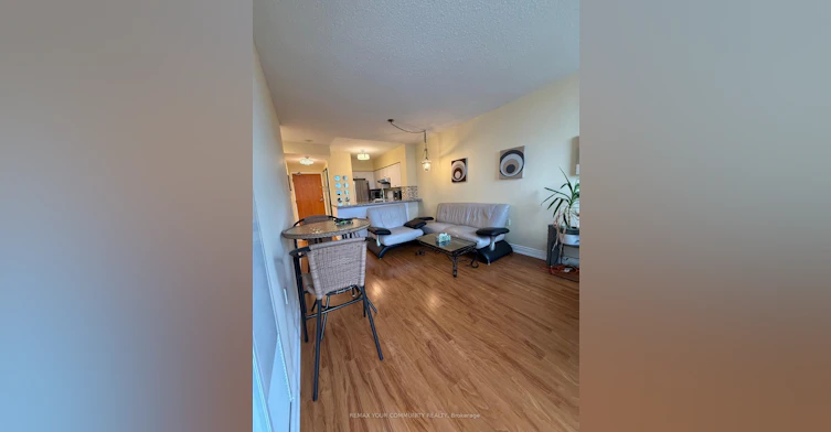 1102-9017 Leslie Street, Richmond Hill, ON, L4B 4R8 - 2