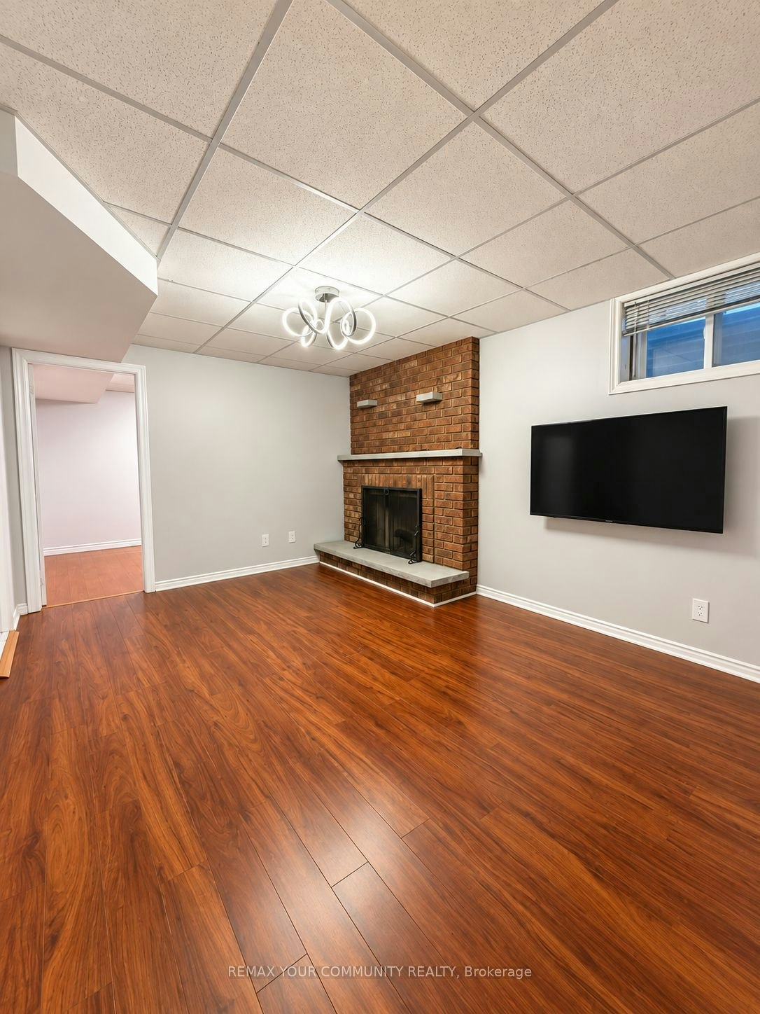 1 Evergreen Crescent, Markham, ON, L3T 5V8 - 3