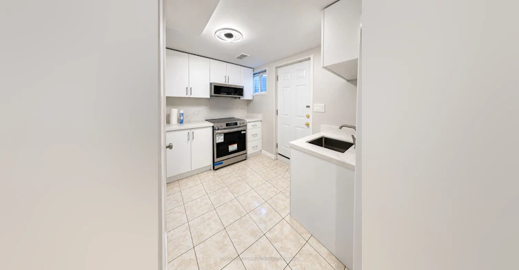 1 Evergreen Crescent, Markham, ON, L3T 5V8 - 6