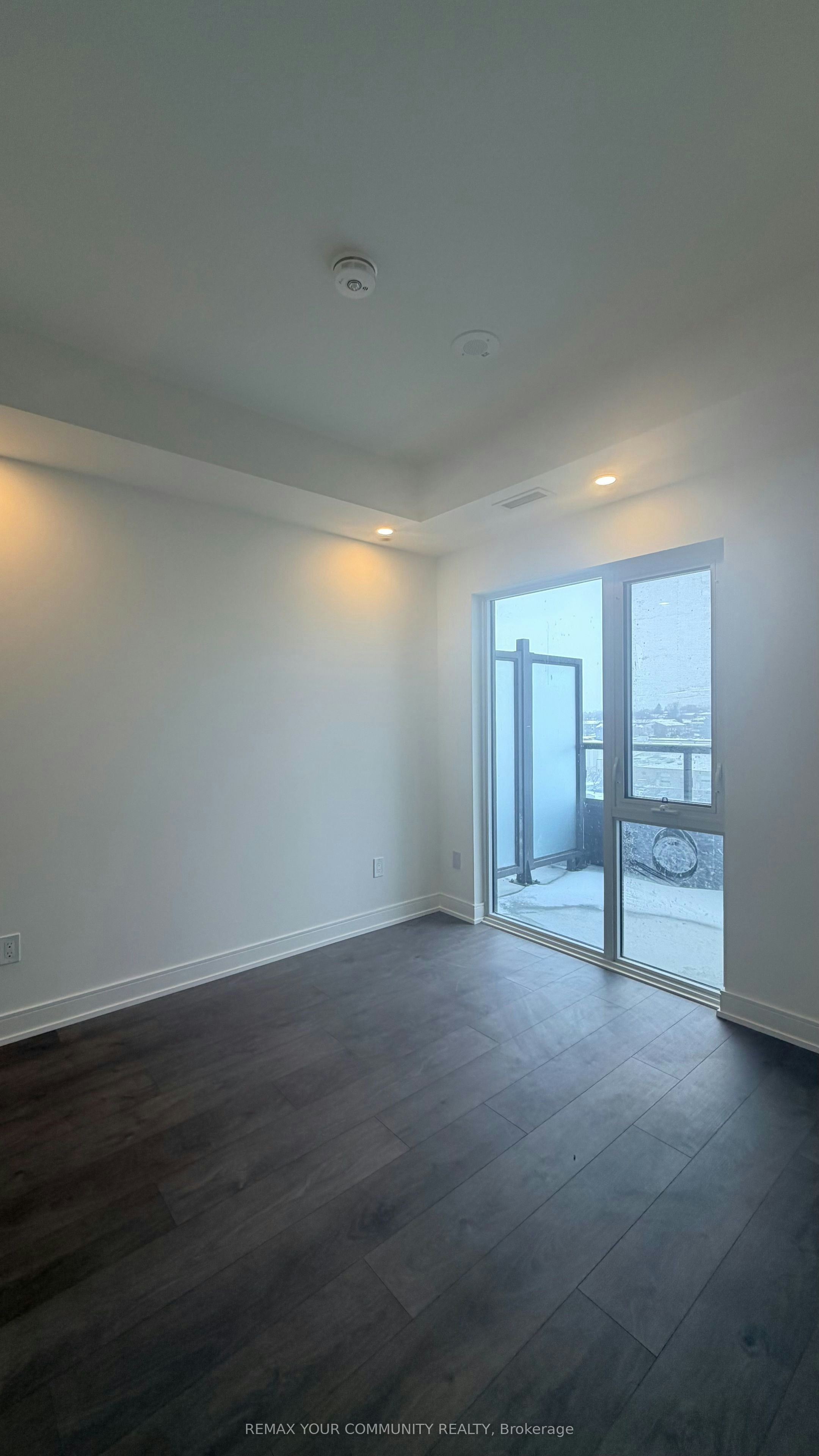 907-705 Davis Drive, Newmarket, ON, L3Y 2R2 - 7