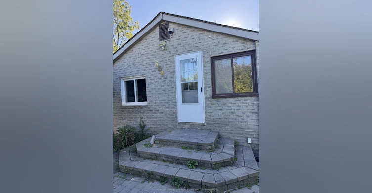 564A Lake Drive S, Georgina, ON, L4P 1S8