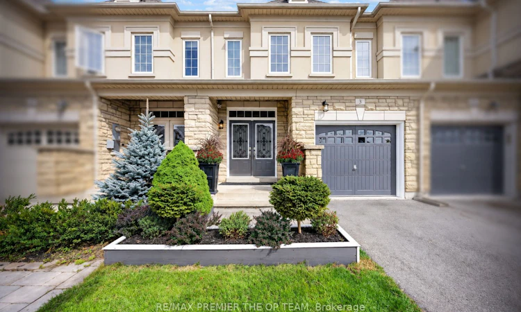3 Sedgewick Place