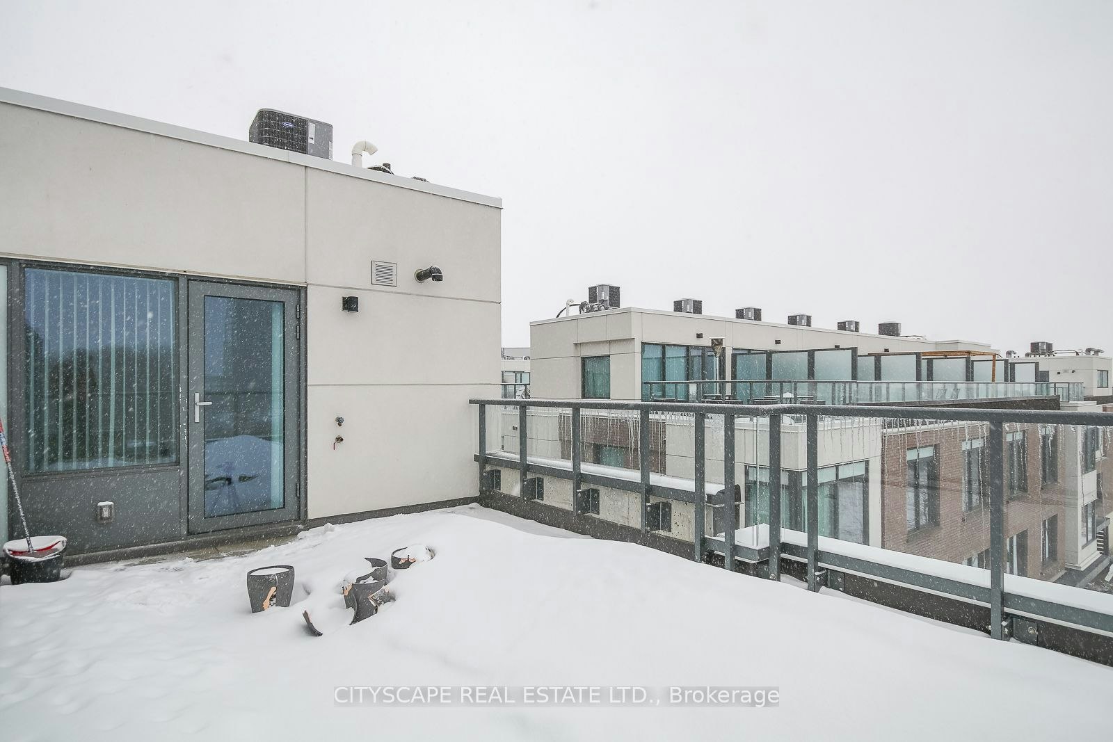 TH 53-1020 Portage Parkway, Vaughan, ON, L4K 0K3 - 32