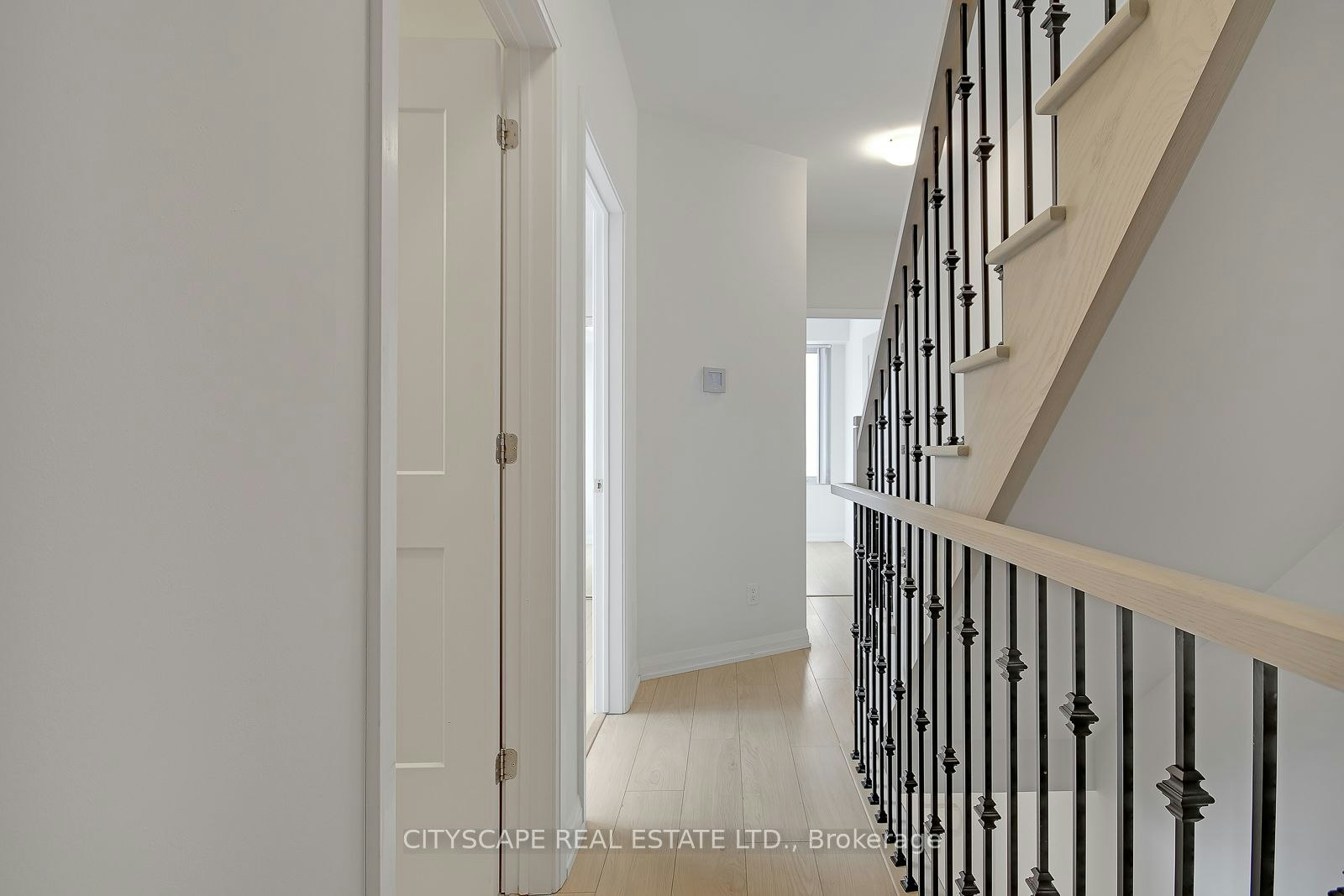 TH 53-1020 Portage Parkway, Vaughan, ON, L4K 0K3 - 12