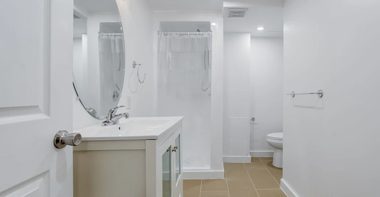 Bsmt-183 Britannia Avenue, Bradford West Gwillimbury, ON, L3Z 1A4 - 11