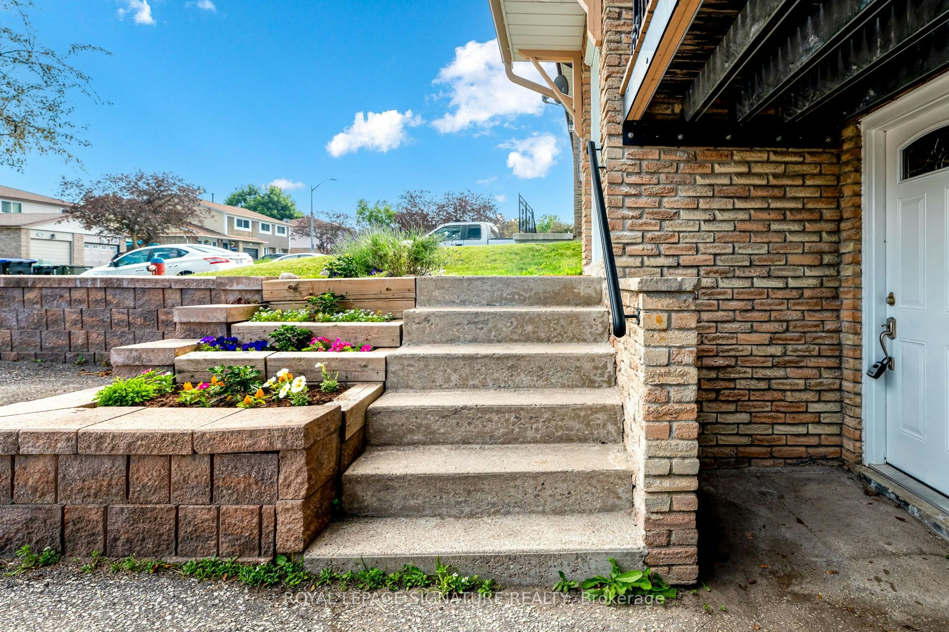 Bsmt-183 Britannia Avenue, Bradford West Gwillimbury, ON, L3Z 1A4 - 2