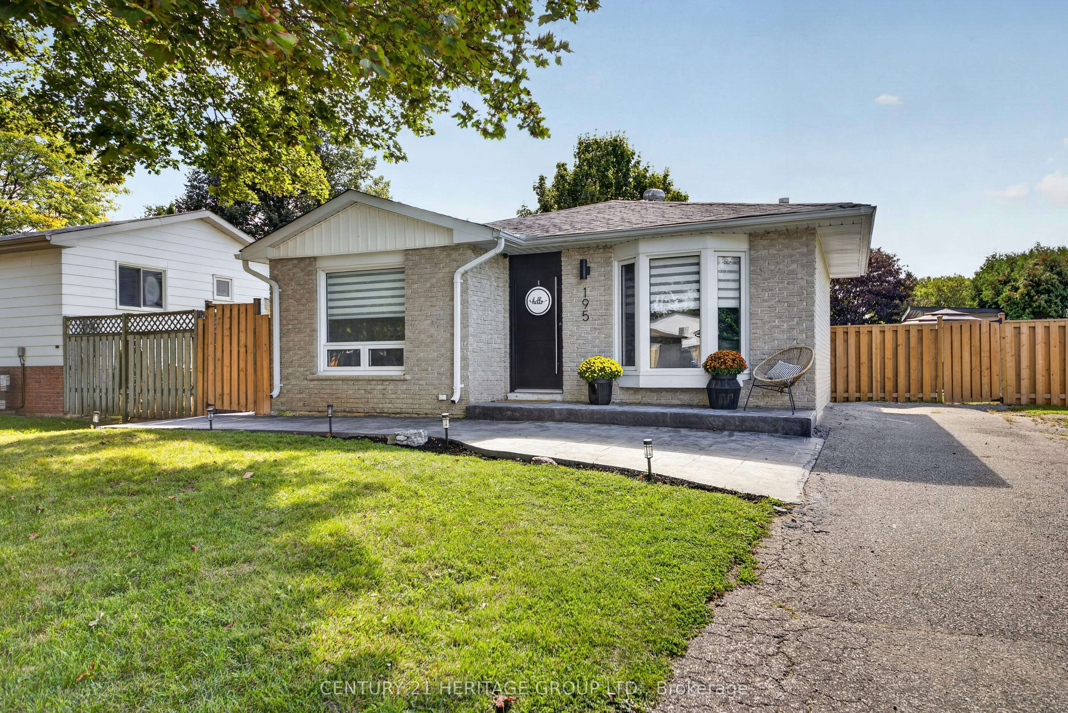 195 Mackenzie Street, New Tecumseth, ON, L9R 1B8