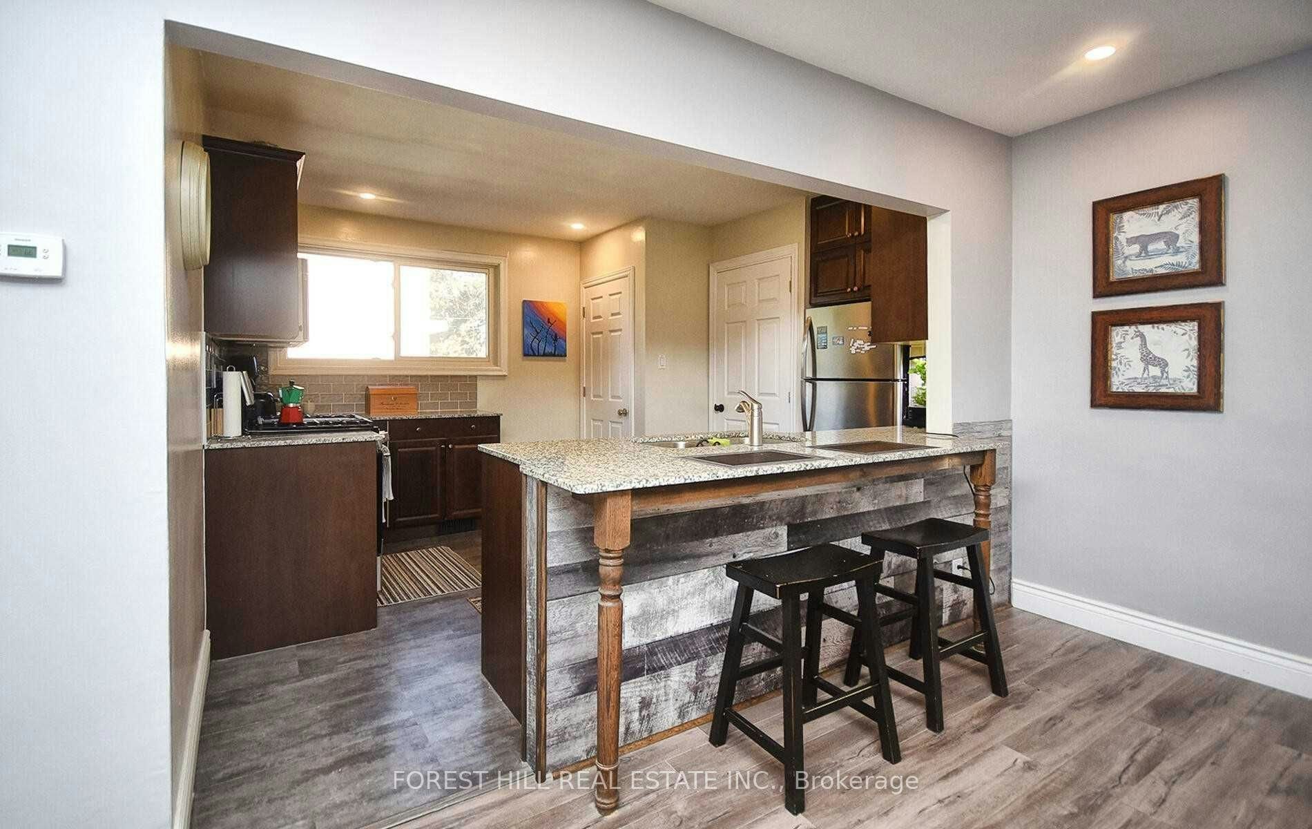 Main Fl-304 Demaine Crescent, Richmond Hill, ON, L4C 2W5 - 6