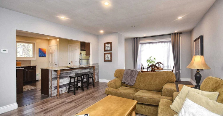 Main Fl-304 Demaine Crescent, Richmond Hill, ON, L4C 2W5 - 5