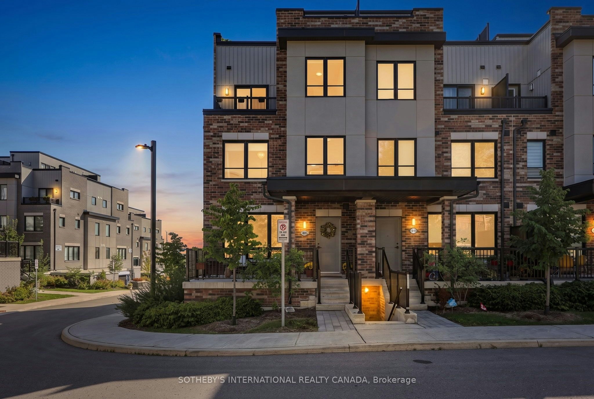 9-40 Baynes Way, Bradford West Gwillimbury, ON, L3Z 4M4