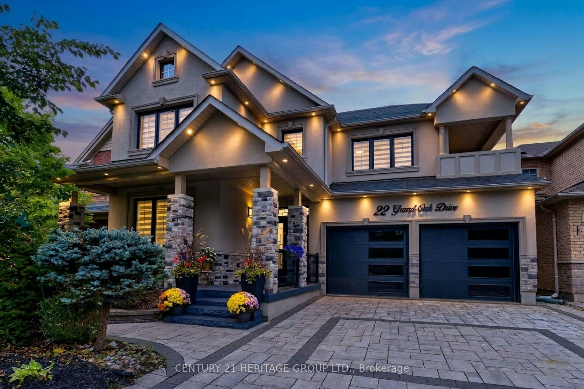 22 Grand Oak Drive, Richmond Hill, ON, L4E 3Z9
