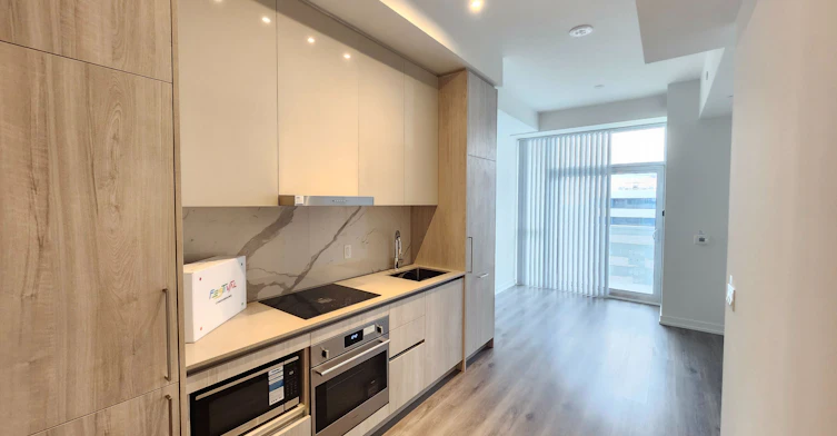 6515-225 Commerce Street, Vaughan, ON, L4K 0R1 - 2