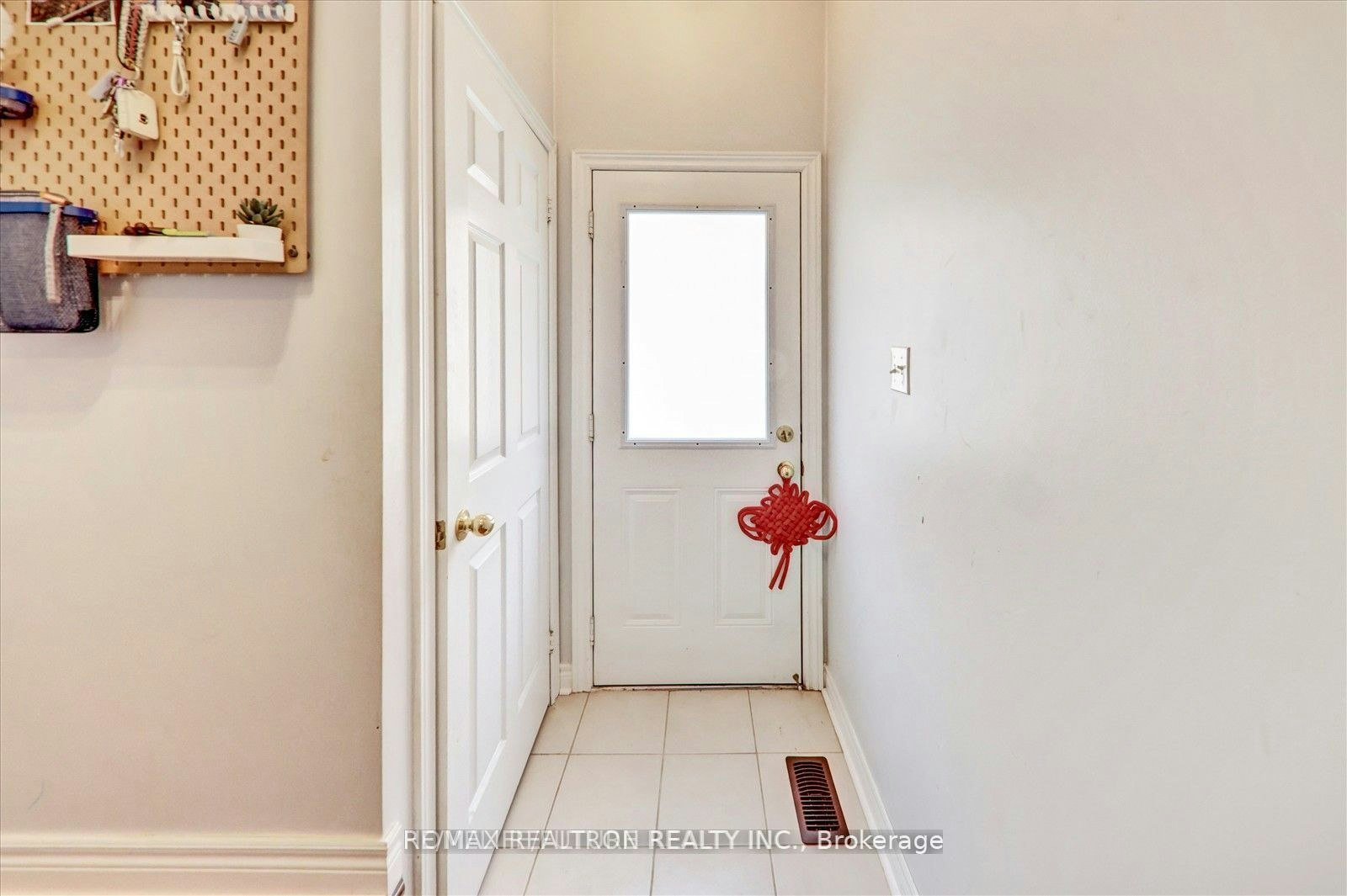Basement -65 Kincaid Lane, Markham, ON, L3S 0B9 4