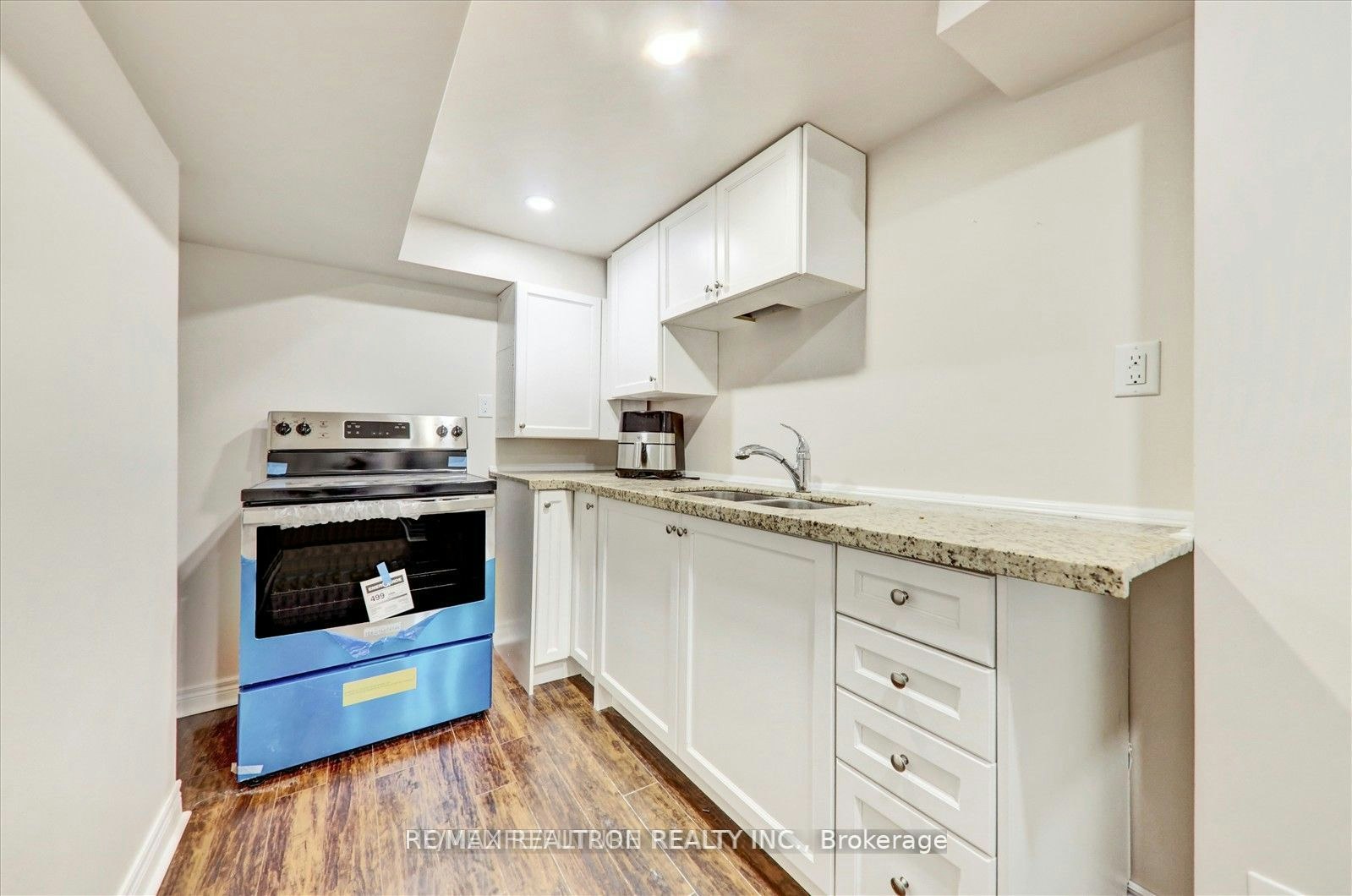 Basement -65 Kincaid Lane, Markham, ON, L3S 0B9 - 9